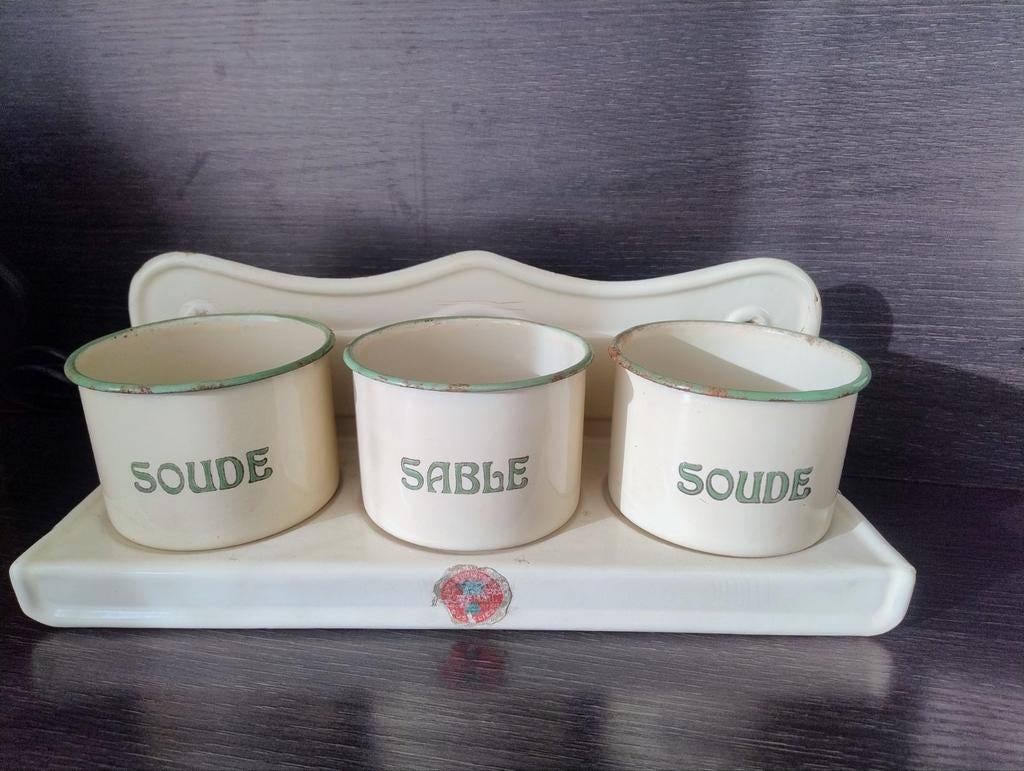 Set emaillé soude et sable Patemail Gosselies, Enlèvement