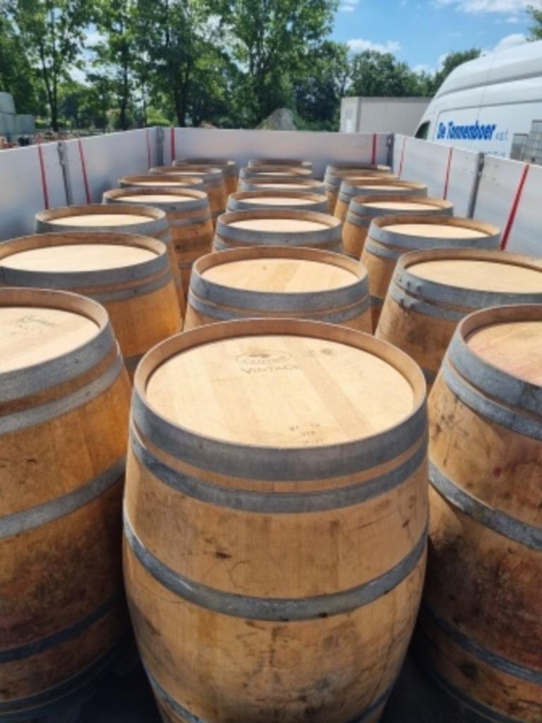 Wijn vaten 225 L ( Eiken wijn tonnen,vaten ), 150 liter of meer, Ophalen, Gebruikt, Hout