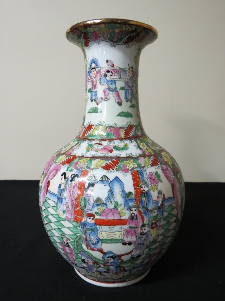 Oude Chinese vaas in porselein, Antiek en Kunst, Antiek | Porselein, Ophalen of Verzenden
