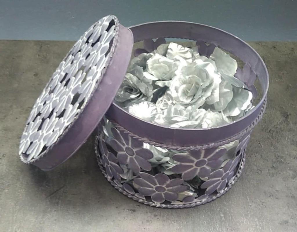 blikken doos bloemen gevuld, Verzamelen, Ophalen of Verzenden