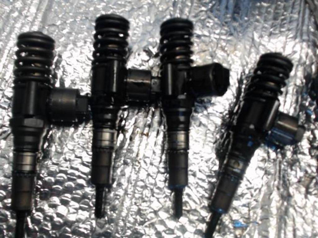 Injecteur Audi A3 2 2004-2008 2.0TDi 103kw 0414720404, Autos : Pièces & Accessoires, Moteurs & Accessoires, Enlèvement, Utilisé