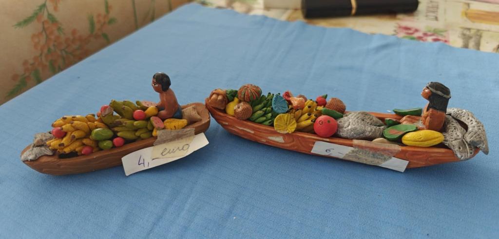 bootjes in steen vintage buitenland kleurrijk fruit, Ophalen of Verzenden