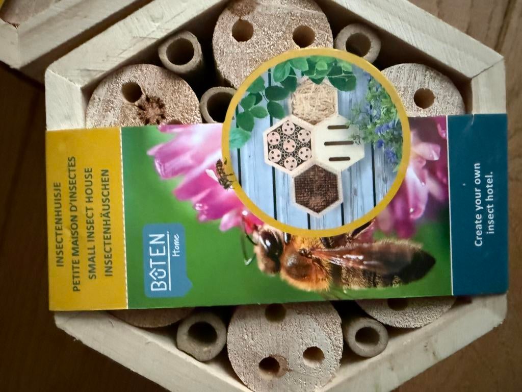 Bûten Home Insectenkast Hexagon Bijen, Dieren en Toebehoren, Ophalen, Nieuw
