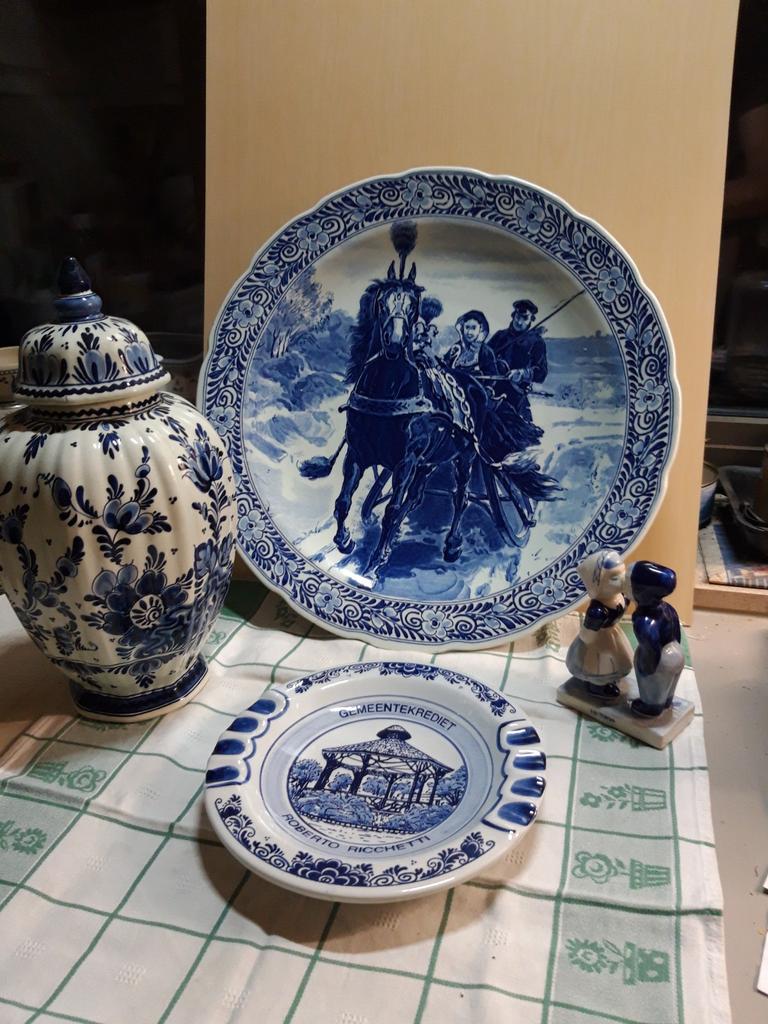 Porseleinen items  type DELFTS BLAUW, Antiquités & Art, Antiquités | Céramique & Poterie, Enlèvement