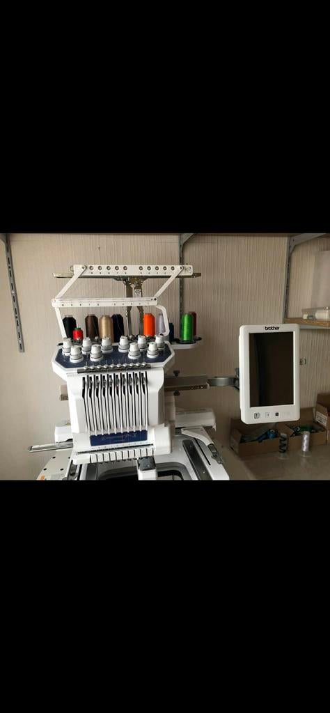 Machine a broder et c’est accessoire, Enlèvement, Utilisé, Broderies à la machine, Machine à broder
