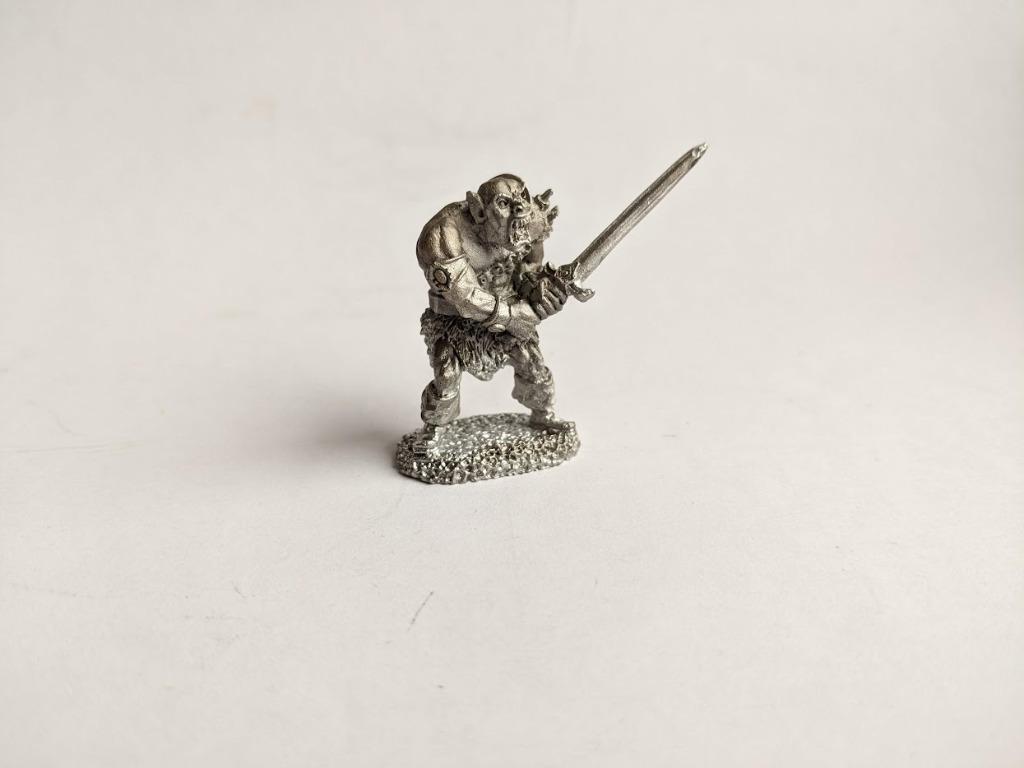 Reaper DHL 02335 Black Orc Warrior, échelle 28 mm, Enlèvement ou Envoi, Comme neuf