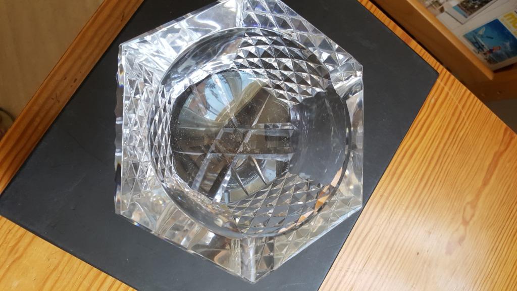 CENDRIER CRISTAL VAL SAINT LAMBERT, Collections, Enlèvement, Comme neuf, Cristal, Autres types