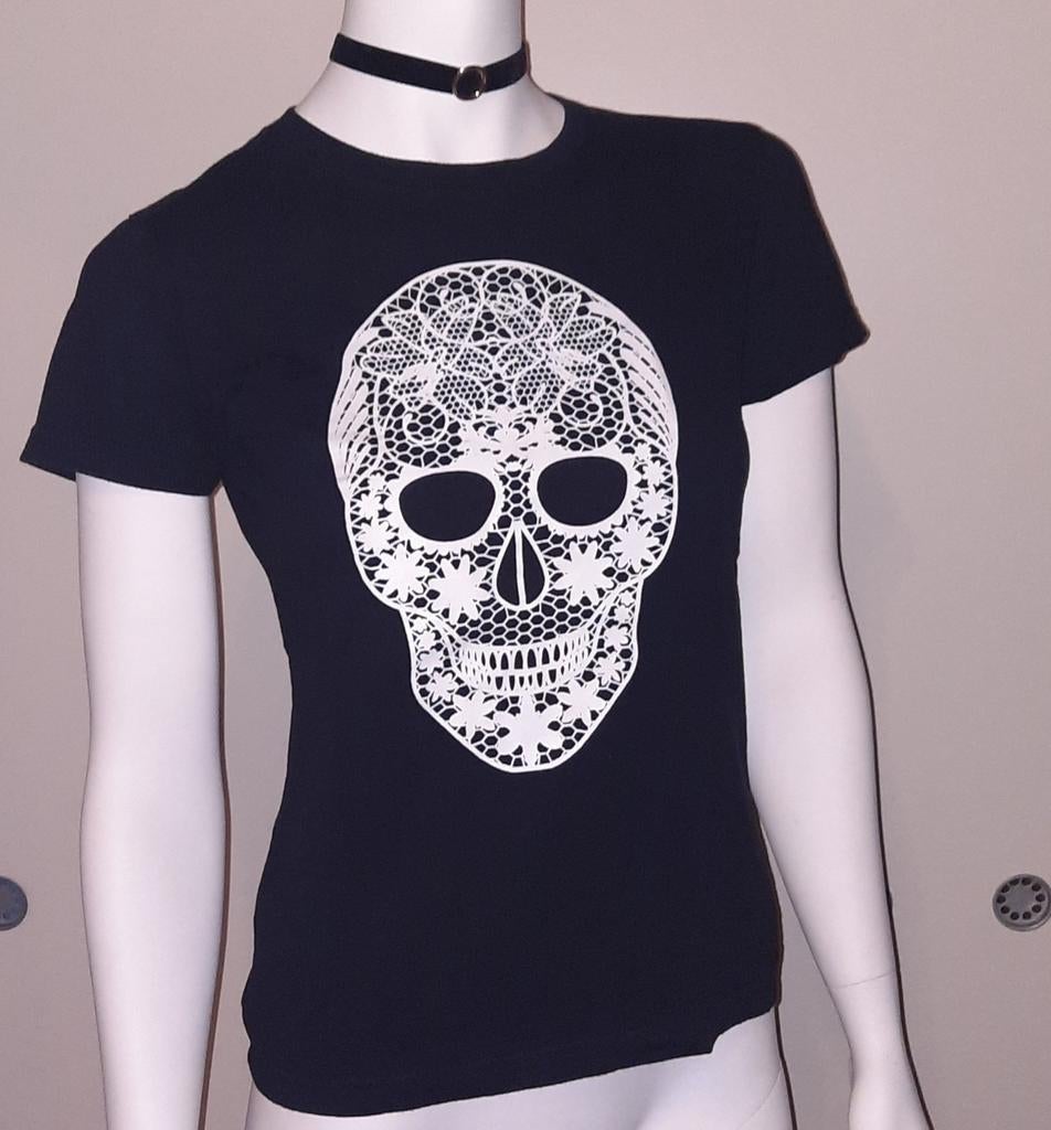Tee-shirt en forme de crâne « M », Vêtements | Femmes, Manches courtes, Taille 38/40 (M), Comme neuf, Noir