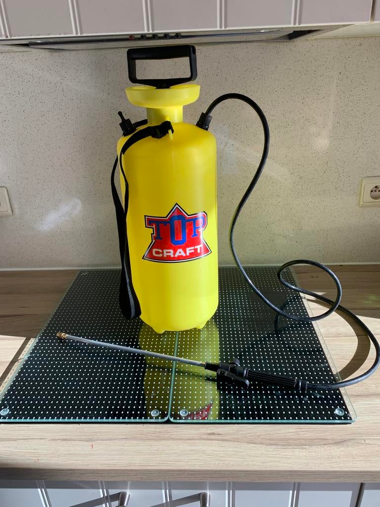 Druksproeier 7,5 liter., Tuin en Terras, Ophalen, Zo goed als nieuw