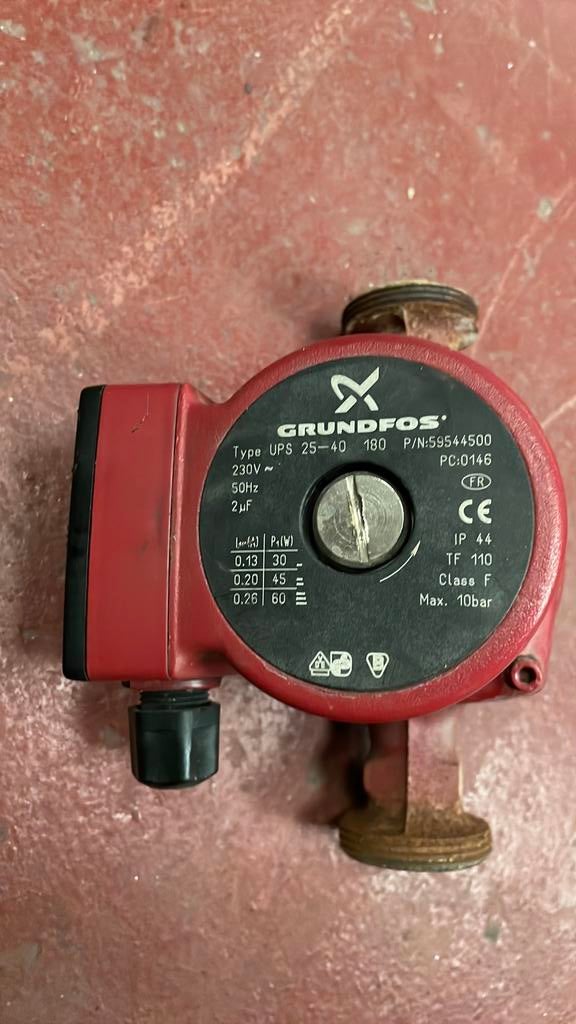 Grundfos circulatie pomp, Doe-het-zelf en Bouw, Ophalen, Gebruikt
