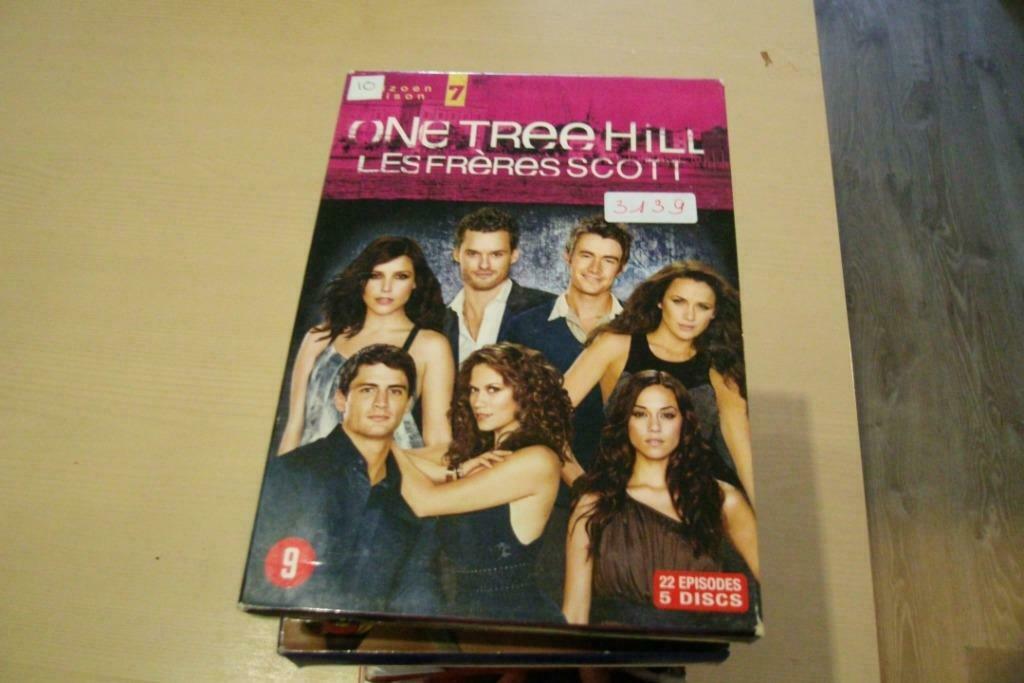 one tree hill   5 dvd box, Cd's en Dvd's, Dvd's | Tv en Series, Ophalen of Verzenden, Boxset