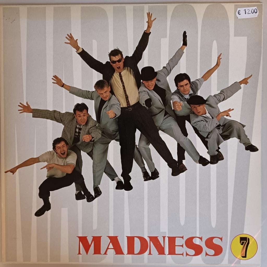 Lp Madness - '7', Ophalen