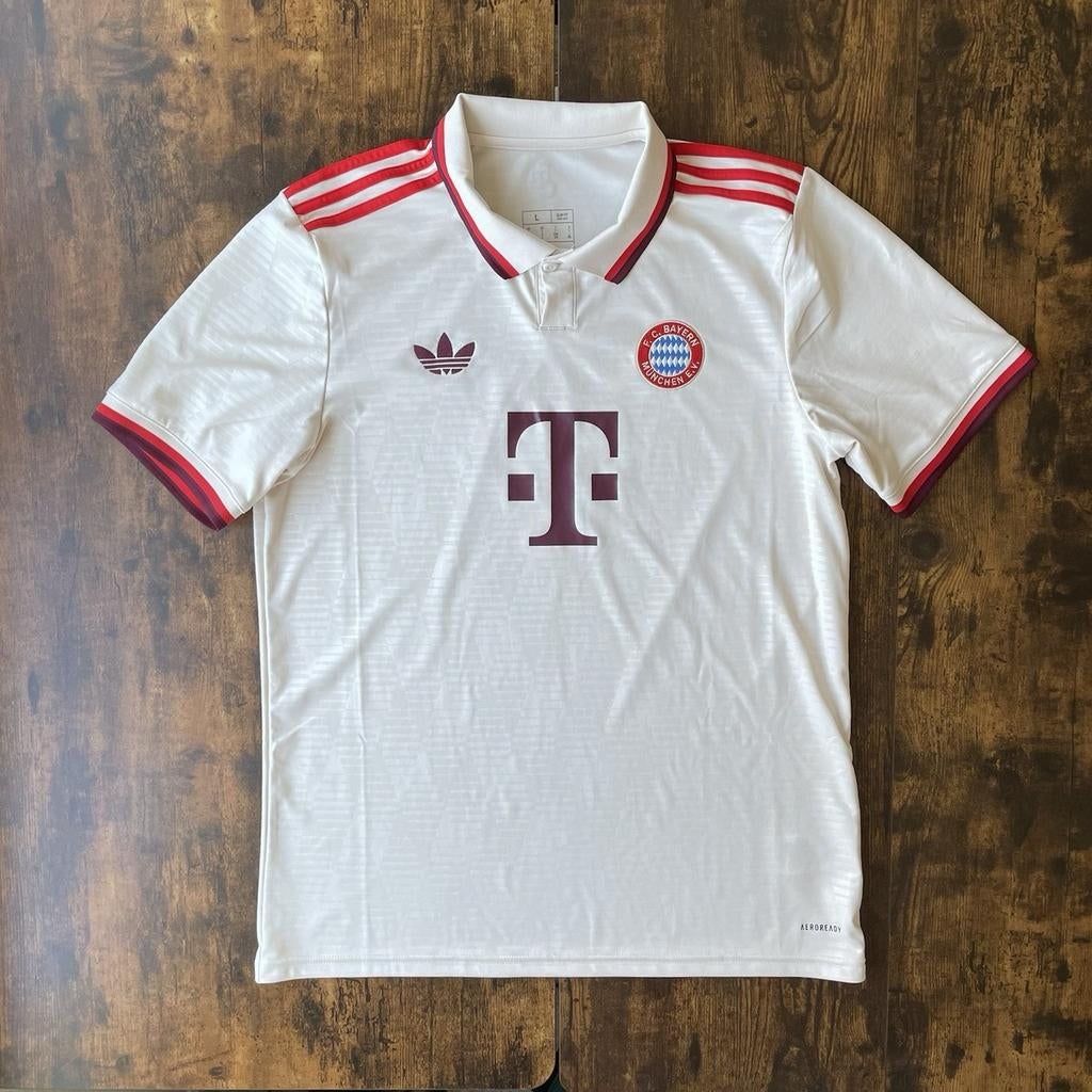 Bayern München Voetbalshirt Origineel Nieuw 2025, Ophalen of Verzenden, Zo goed als nieuw