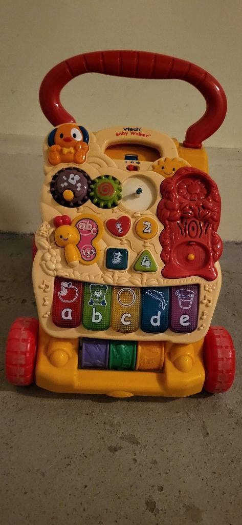 baby stapper in leuke kleuren met muziekjes, Ophalen, Gebruikt, Duwvoertuig