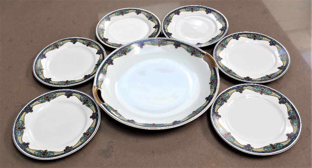 porcelein langenthal suisse 6 dessert borden en 1 taartbord, Ophalen of Verzenden, Zo goed als nieuw, Bord(en)
