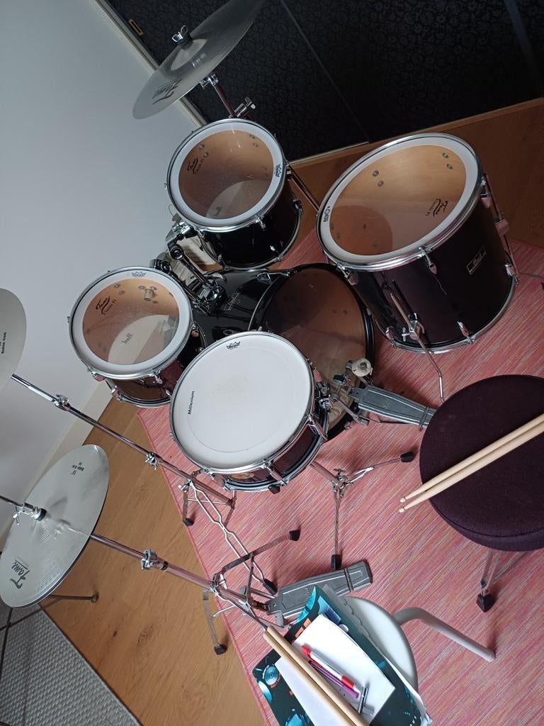 Drumstel Pearl, zeer goede staat, Ophalen, Pearl