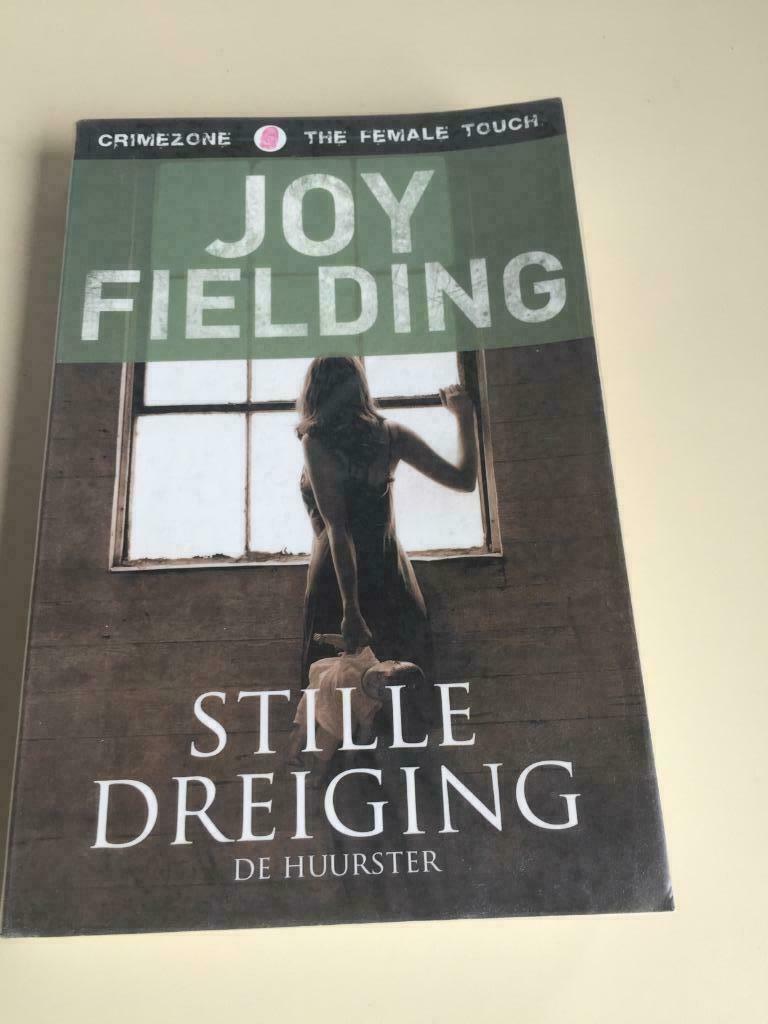 Boek / Joy Fielding - Stille dreiging, Ophalen of Verzenden, Gelezen