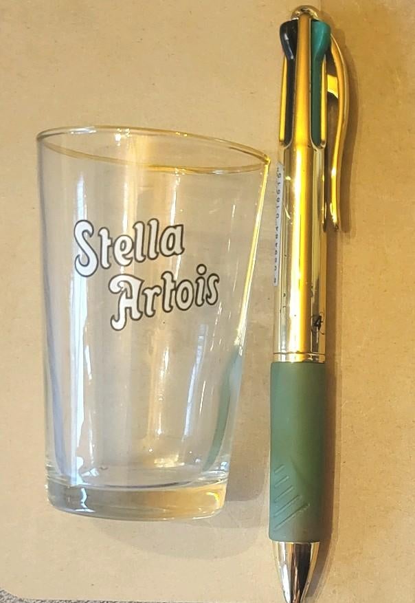 Stella Artois Leuven miniglas, Verzamelen, Glas en Drinkglazen, Ophalen of Verzenden, Zo goed als nieuw