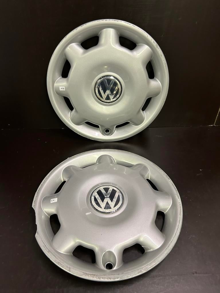 2 VW Polo 3N 14" wieldoppen, Ophalen of Verzenden, Gebruikt