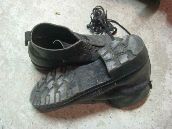 hoge schoenen geen stalen tip, werkschoenen maat 43, Enlèvement ou Envoi, Porté, Autres types