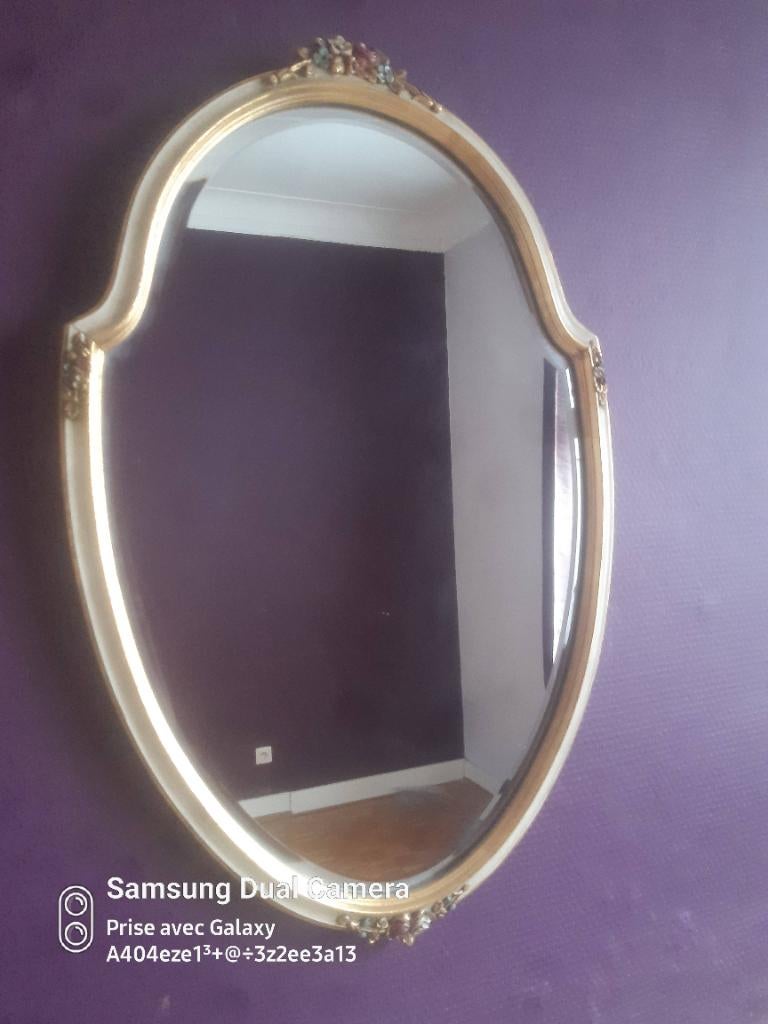 Miroir biseauté cadre tbe, Antiquités & Art, Enlèvement, Ovale, Moins de 50 cm, Moins de 100 cm