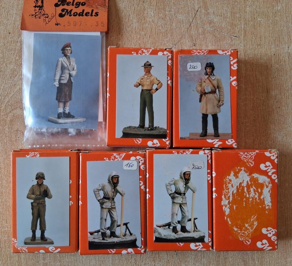 Onafscheidelijke set metalen figuren van Belgo Models 1/35, Nieuw, 1:35 tot 1:50, Figuur of Figuren