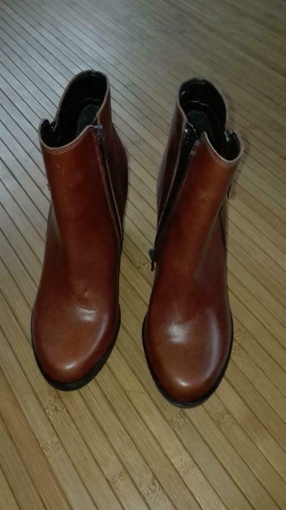 BOTTINES TAILLE 37, Neuf, Enlèvement ou Envoi, Brun, Boots et Botinnes