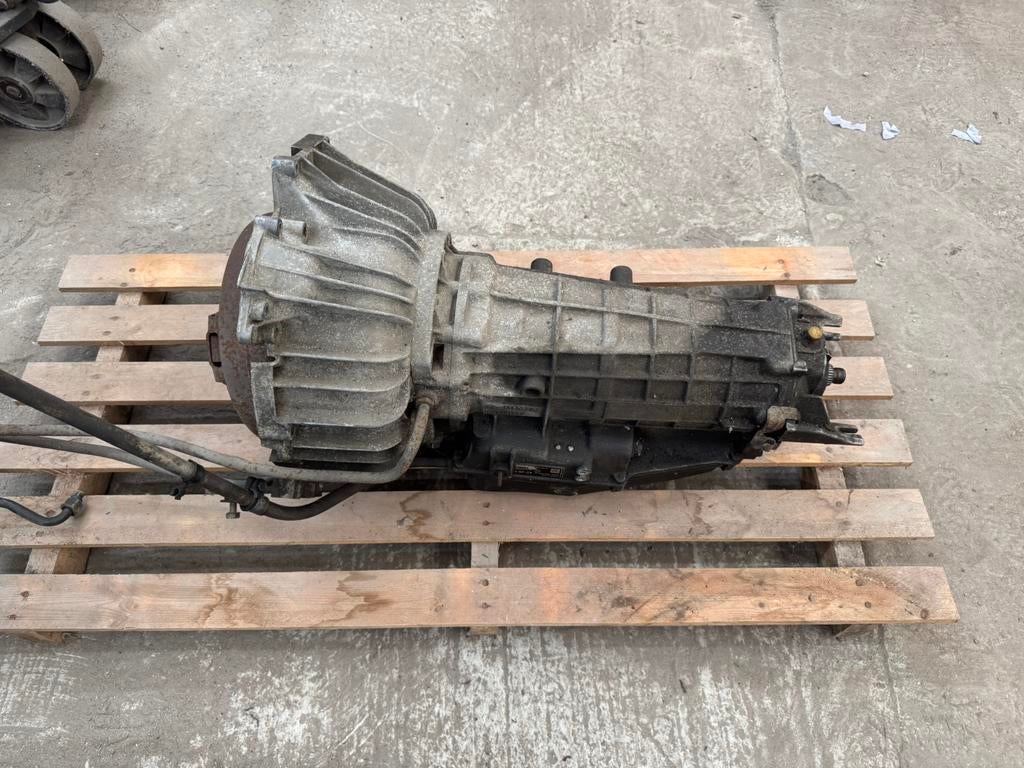 BMW E32 735i Automatische transmissie 1043401484, Enlèvement, BMW