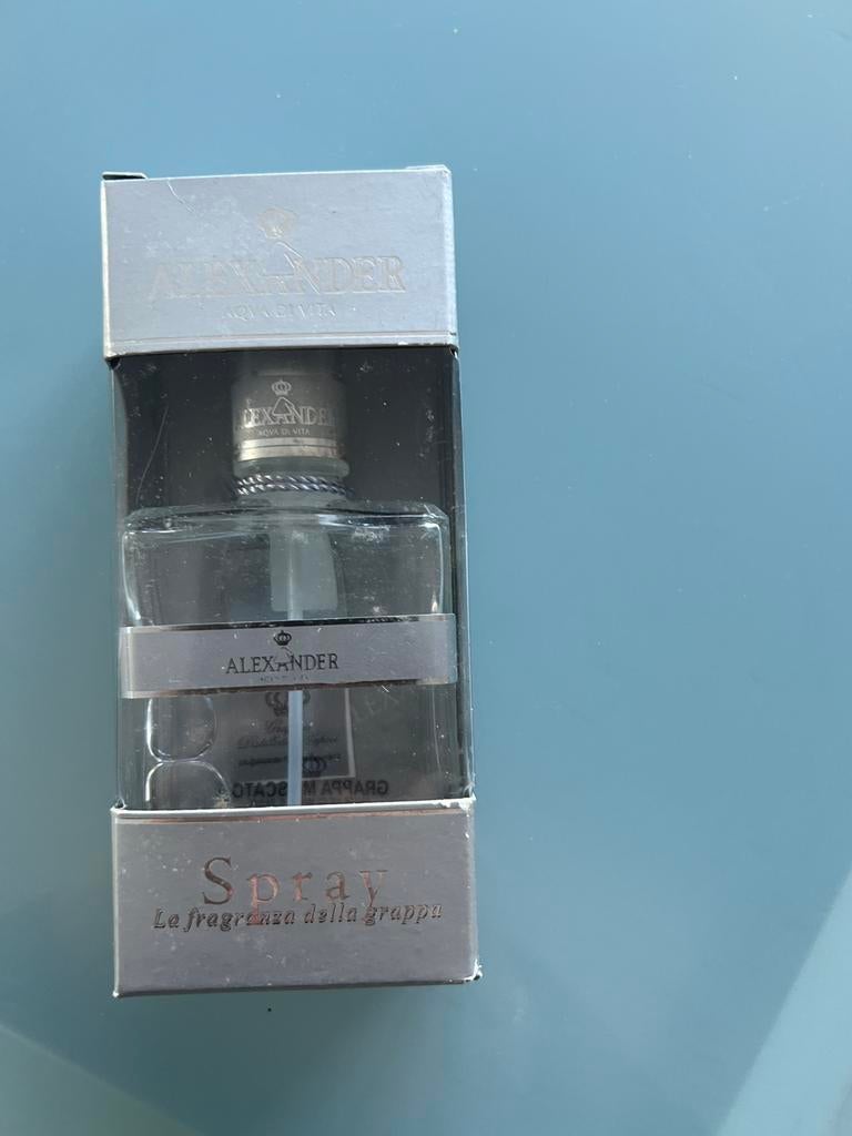 Grappa spray Alexander, Verzamelen, Wijnen, Ophalen, Zo goed als nieuw