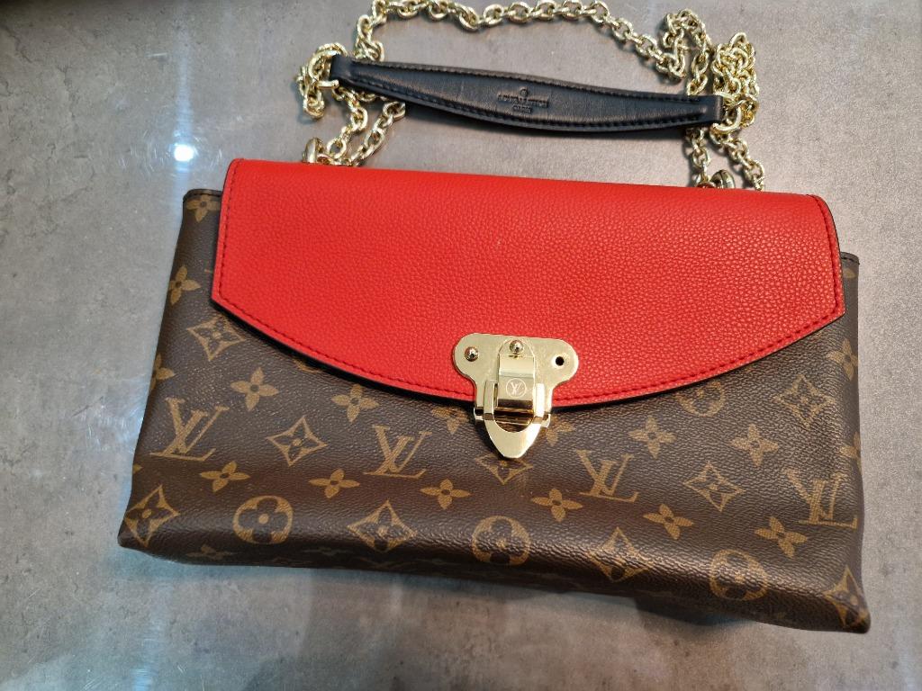 Sac à main en cuir  Louis vuitton authentique, Bijoux, Sacs & Beauté, Sacs | Sacs Femme, Utilisé, Sac à main, Rouge, Enlèvement