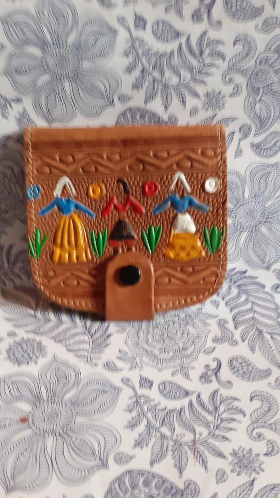 Porte monnaie pour argent de poche idéal pour enfant, Handtassen en Accessoires, Portemonnees, Zo goed als nieuw, Leder, Ophalen of Verzenden