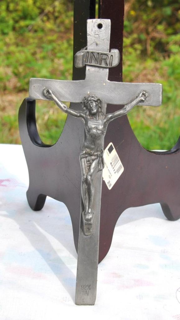 crucifix en etain 92 %, Antiquités & Art, Antiquités | Objets religieux, Enlèvement ou Envoi