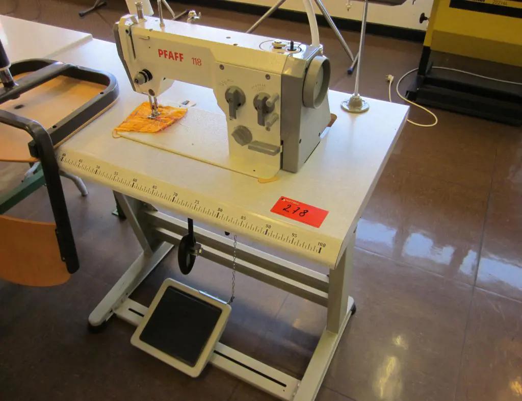 Industrieel Professioneel volautom. Naaimachine Pfaff 118, Ophalen, Zo goed als nieuw
