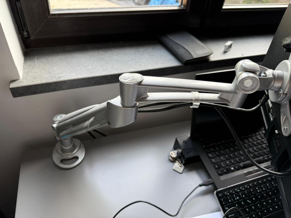 Bras support écran 3D avec vérin à gaz, Enlèvement ou Envoi, Comme neuf, Réglable en hauteur