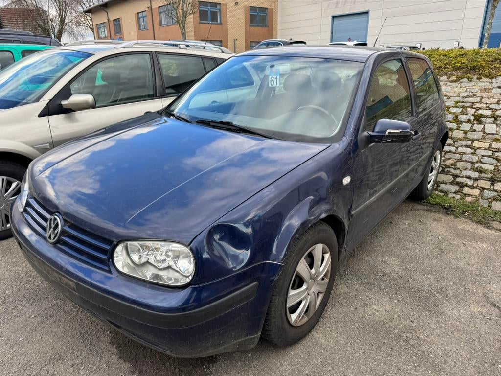 Volkswagen golf  1,6 ess euro4 airco 279000km marchand!!!, Achat, Airbags, Entreprise, Boîte manuelle