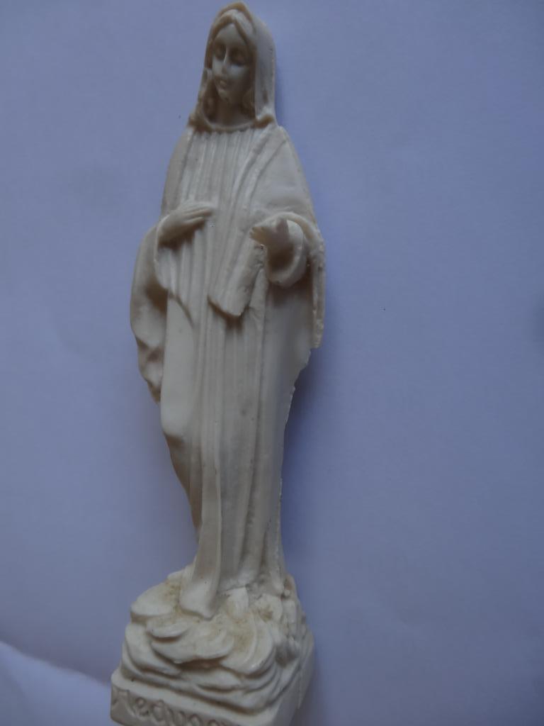 Statuette en résine de la Vierge Marie, Enlèvement ou Envoi