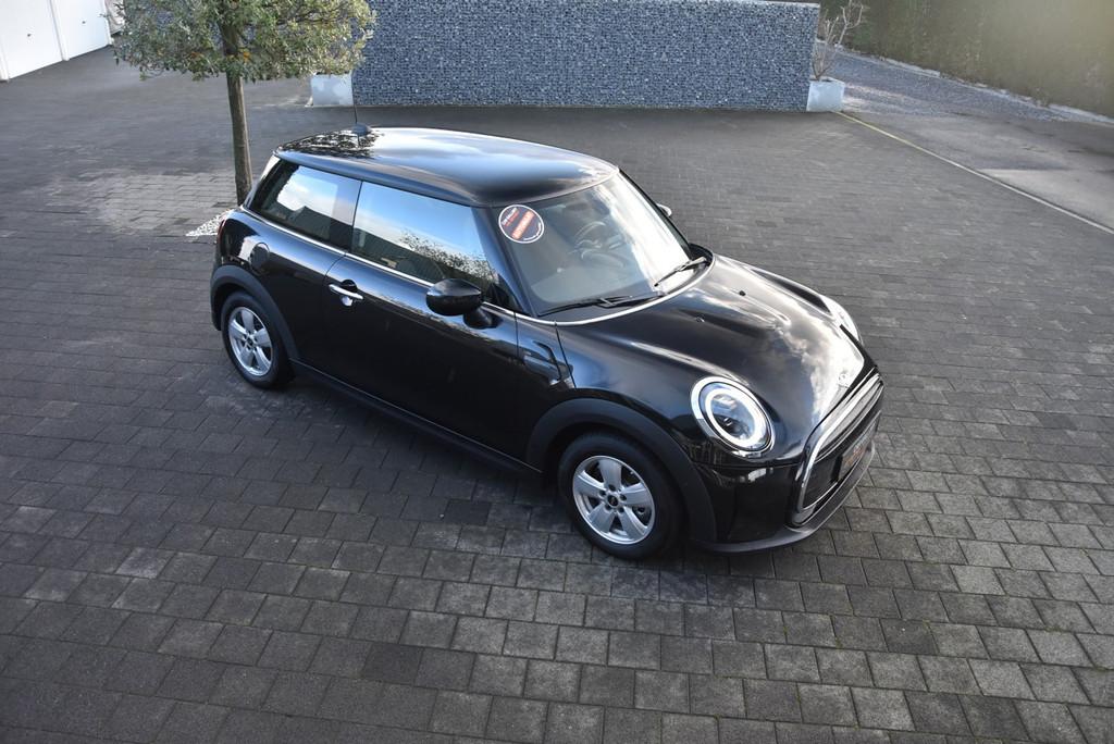 MINI Cooper 1.5Ia 136pk DCT Led/Navi/CarPlay (bj 2022), Auto's, 4 zetels, Stof, Gebruikt, 136 pk