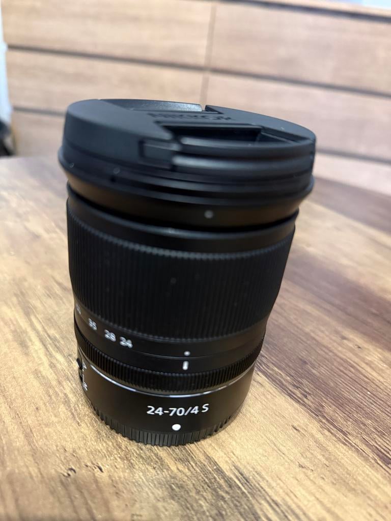 Objectif Nikkor Z 24-70mm f/4 S, Enlèvement, Comme neuf