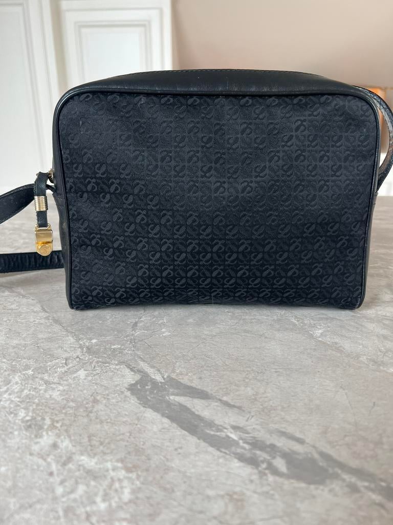 Loewe schoudertas, Ophalen of Verzenden, Zo goed als nieuw, Zwart, Overige merken