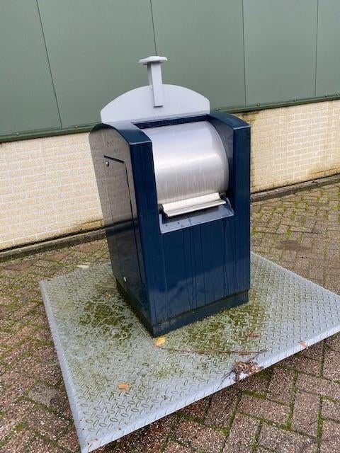 1459. Container / kliko / afvalcontainer / afval, Ophalen, Gebruikt