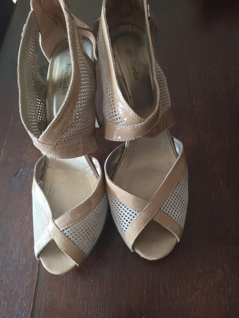 Chaussures d'été très élégantes « NERO GIARDINI », Enlèvement ou Envoi, Neuf, Beige