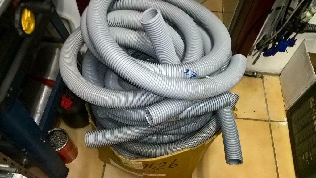 Tube souple 48mm (nervuré), Enlèvement ou Envoi, 40 à 60 mm, 2 à 4 mètres, PVC