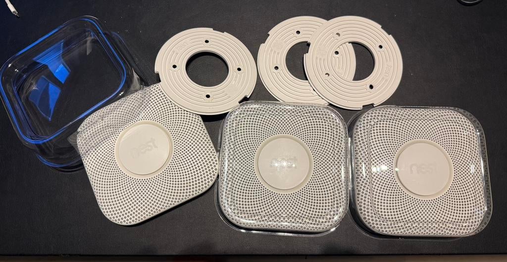 Nest Protect rookdetectoren, 3 stuks op BATTERIJ (versie 2), Fumée, Enlèvement ou Envoi, Détecteur, Capteur ou Alarme, Utilisé