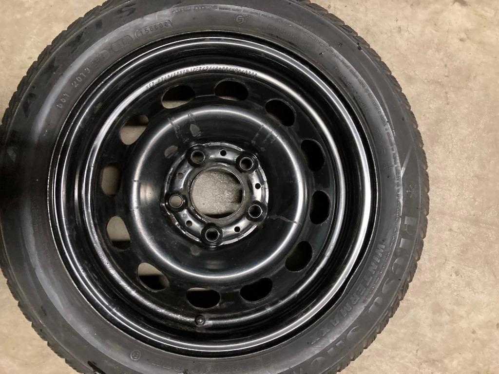 4 zwarte stalen velgen (16 inch) met Winterbanden, Ophalen