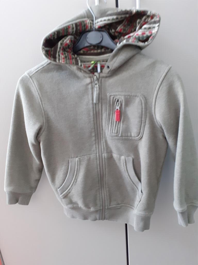 orchestra sweater/jasje 10j, Kinderen en Baby's, Kinderkleding | Maat 140, Ophalen of Verzenden, Gebruikt, Orchestra, Trui of Vest