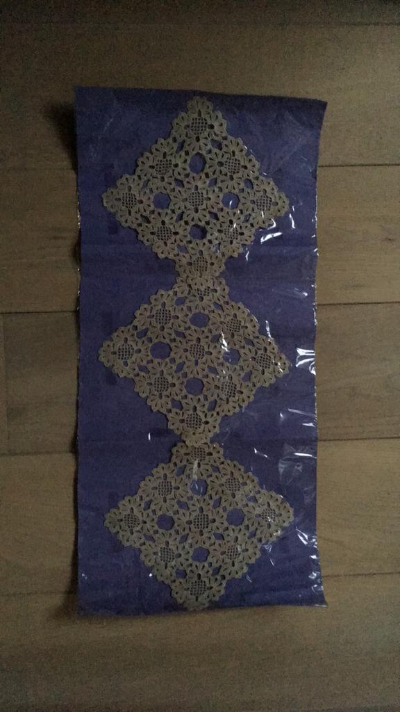 3 even grote gehaakte kleedjes, Ophalen of Verzenden, Nieuw