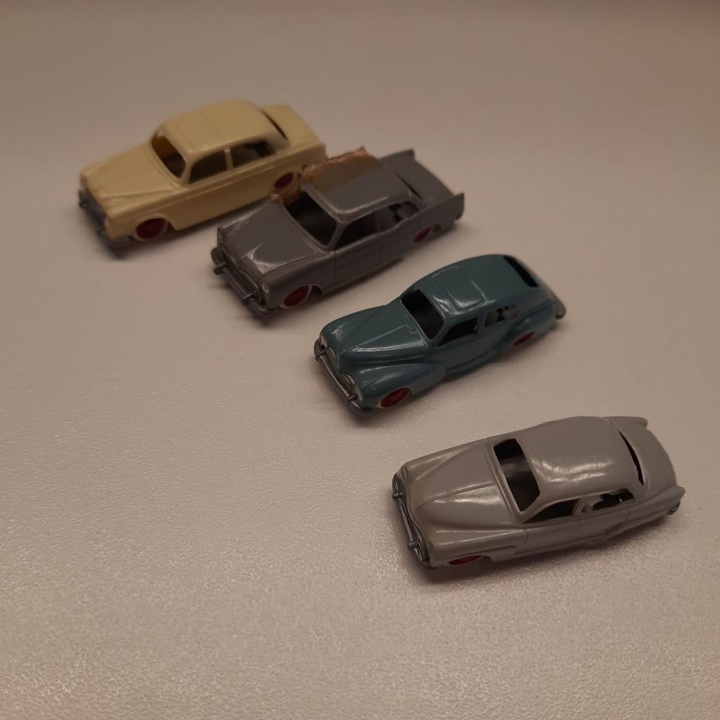 PEUGEOT et SIMCA : 4 voitures à l'échelle JOUEF HO. VINTAGE, Enlèvement, Comme neuf, Voiture, Autres marques