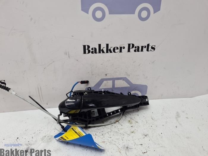 Poignée portière 4portes arrière gauche d'un BMW 3-Serie, Autos : Pièces & Accessoires, -, -, 3 mois de garantie, Utilisé