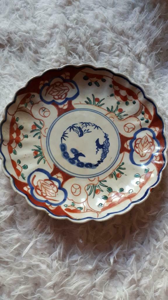 Ancienne assiette  imari, Enlèvement ou Envoi