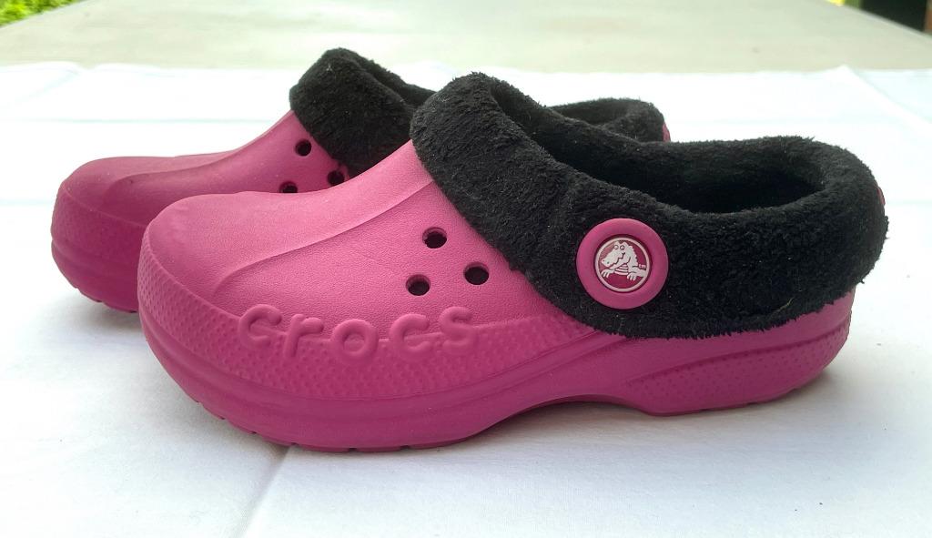 CROCS fourées, bien chaudes J1 semelle de 22 cm., Garçon ou Fille, Enlèvement ou Envoi, Utilisé, Autres types